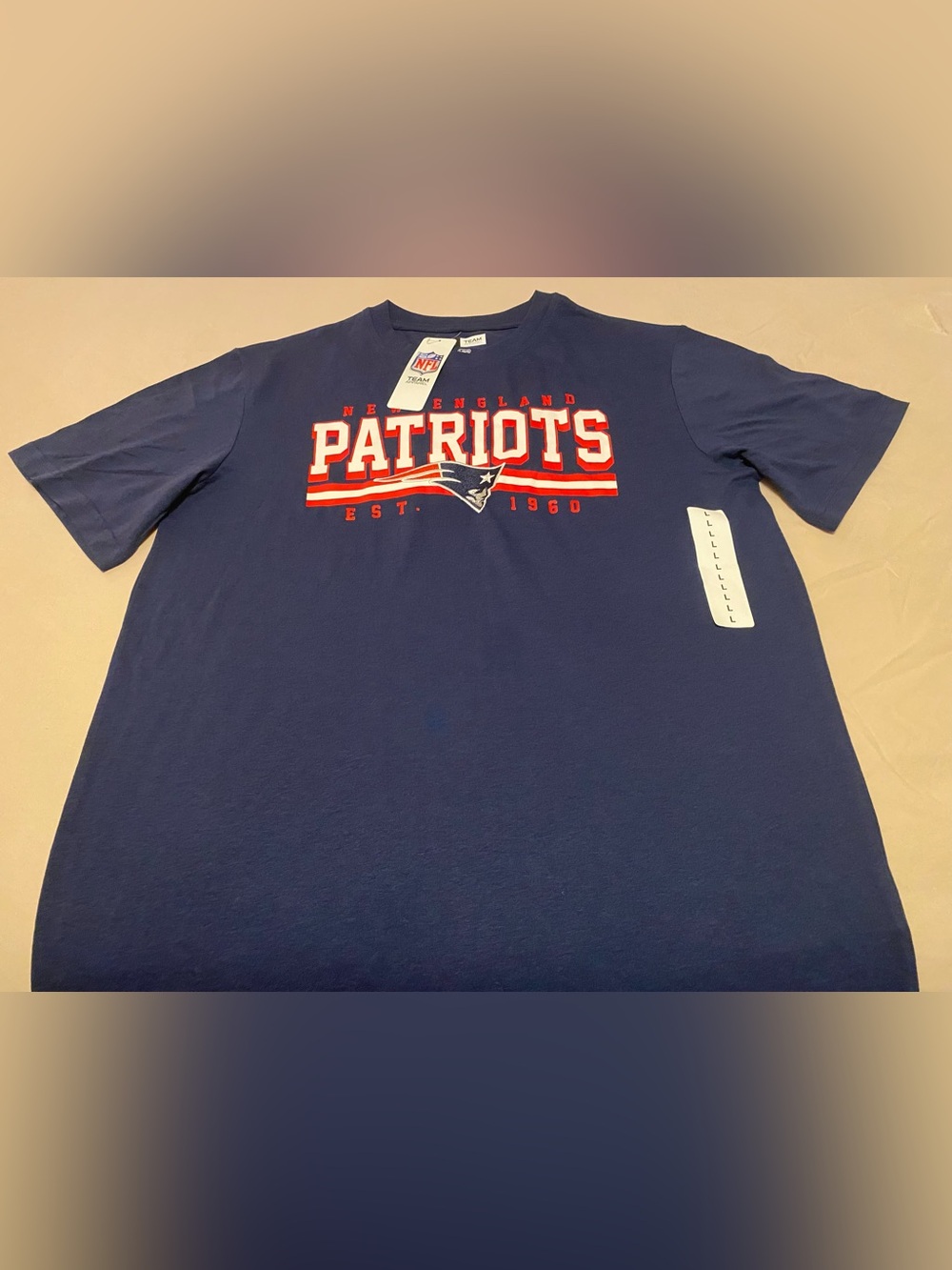 New England Patriots T-Shirt Size Large Men’s NWT